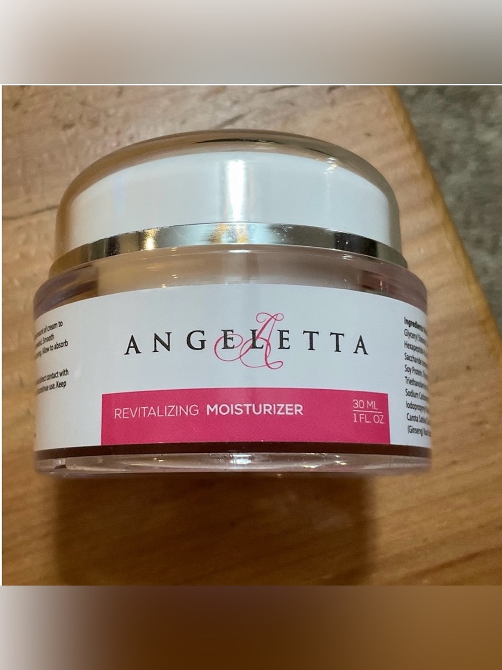 Angeletta:Revitalizing Moisturizer Cream  30 ml.& 1 fluid ounce unused brand new